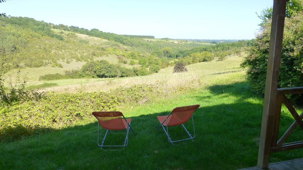 Camping Les Terrasses De Dordogne Rouffignac Saint-Cernin Exterior foto